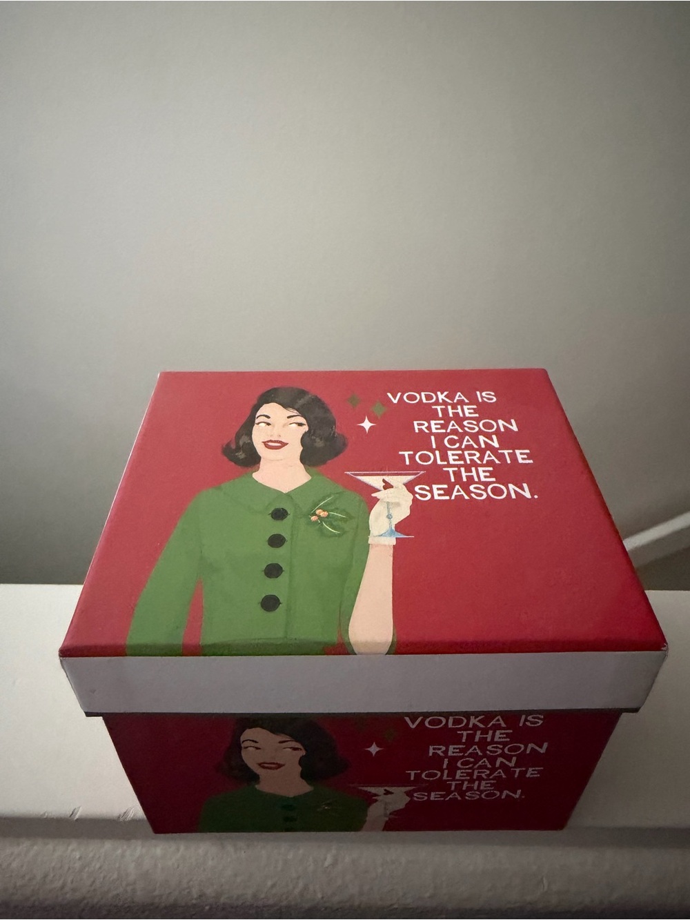 Retro Holiday Lady Ceramic Mug - Red & Green - Picture 6 of 6